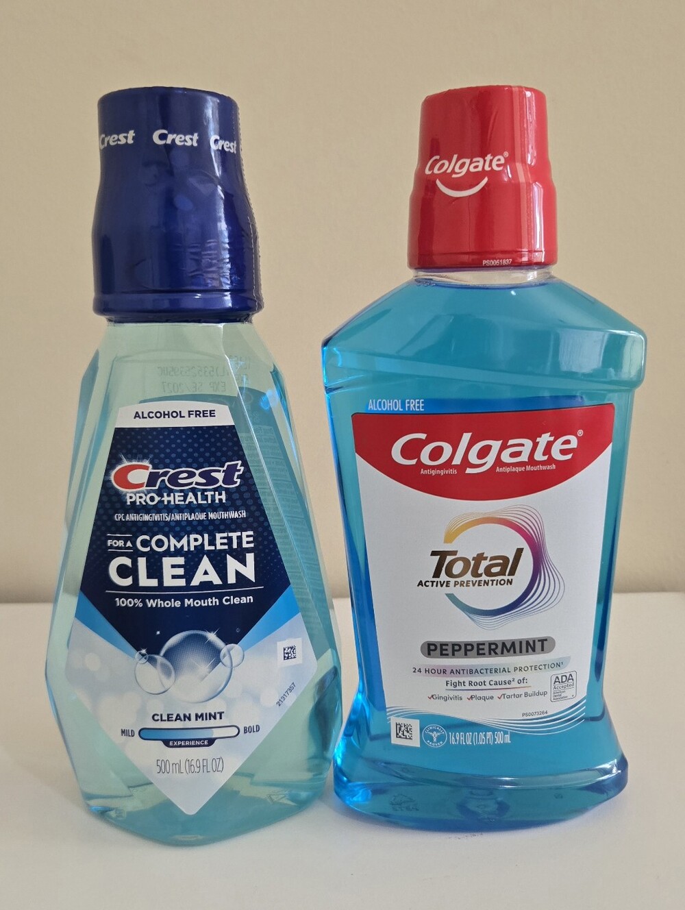 Colgate Total & Crest Pro-Health Mouthwash (2 Bottles 500ml Ea)